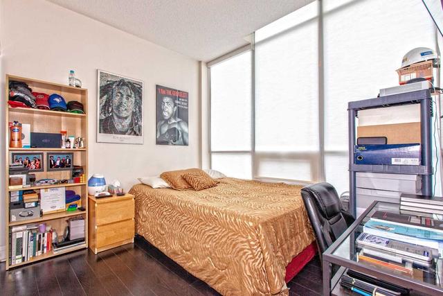 221 - 1185 The Queensway Ave, Condo with 2 bedrooms, 2 bathrooms and 1 parking in Toronto ON | Image 5