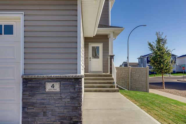 4 Somerside Way Se, House detached with 3 bedrooms, 3 bathrooms and 4 parking in Medicine Hat AB | Image 3
