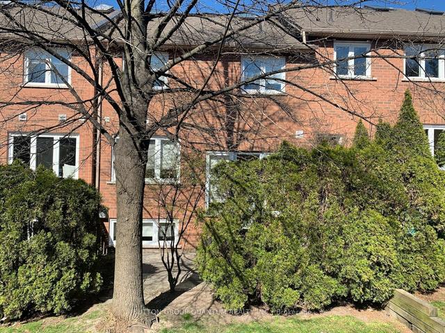 4c - 928 Queen St W, Townhouse with 2 bedrooms, 4 bathrooms and 4 parking in Mississauga ON | Image 21