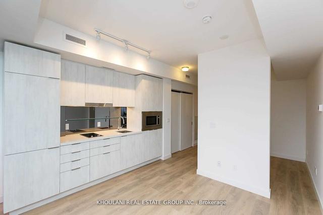 2310 - 215 Queen St W, Condo with 1 bedrooms, 1 bathrooms and 0 parking in Toronto ON | Image 11