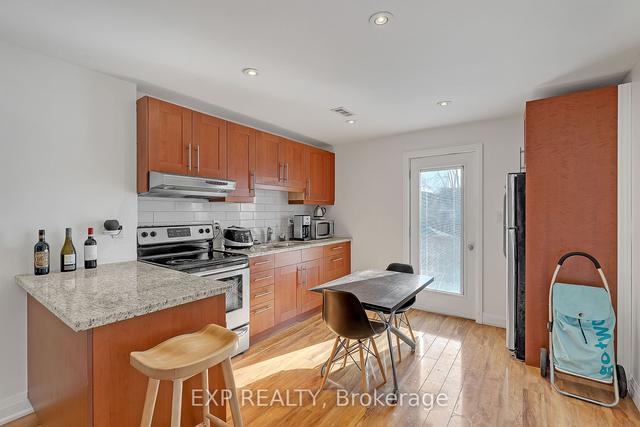 5 Jerome St, House detached with 3 bedrooms, 4 bathrooms and 4 parking in Toronto ON | Image 4