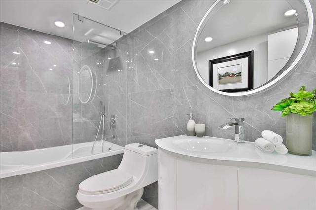 107 - 360 Bloor St E, Condo with 3 bedrooms, 3 bathrooms and 1 parking in Toronto ON | Image 9