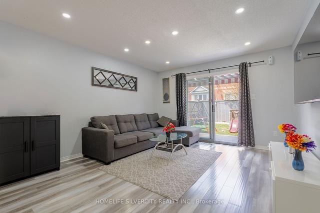77 Ural Cir, House attached with 3 bedrooms, 3 bathrooms and 2 parking in Brampton ON | Image 37