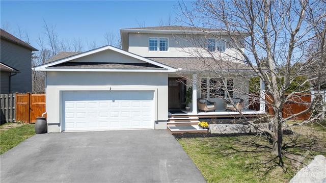 87 Ida St S, House detached with 4 bedrooms, 4 bathrooms and 4 parking in Arnprior ON | Image 2
