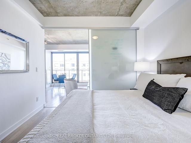 706 - 32 Camden St, Condo with 1 bedrooms, 1 bathrooms and 0 parking in Toronto ON | Image 5
