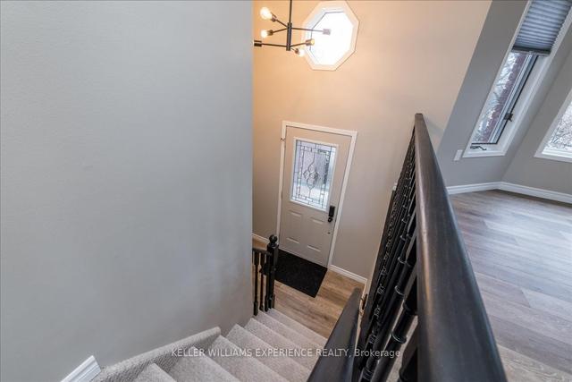 18 Nugent Ct, House detached with 3 bedrooms, 2 bathrooms and 6 parking in Barrie ON | Image 12