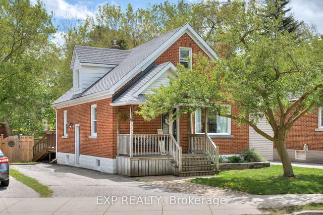 337 Guelph St, House detached with 3 bedrooms, 3 bathrooms and 3 parking in Kitchener ON | Image 26