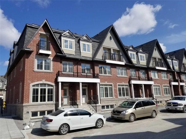 01 - 8 Eaton Park Lane, House attached with 4 bedrooms, 4 bathrooms and 1 parking in Toronto ON | Image 1