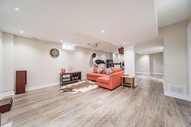 3849 Quiet Creek Dr, House detached with 4 bedrooms, 4 bathrooms and 4 parking in Mississauga ON | Image 28