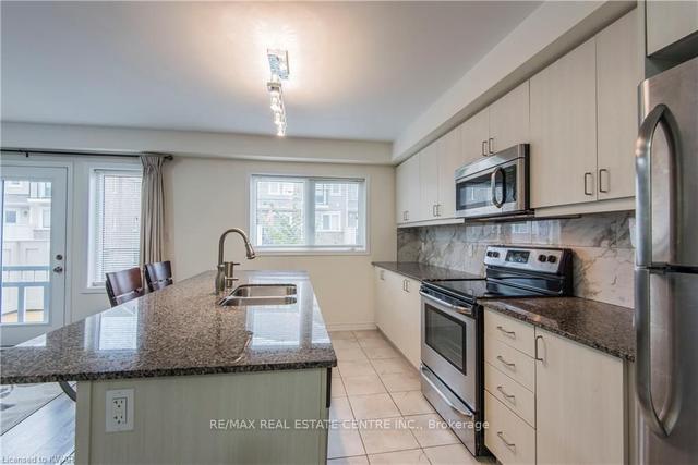 554 Goldenrod Ln, Townhouse with 3 bedrooms, 3 bathrooms and 2 parking in Kitchener ON | Image 28