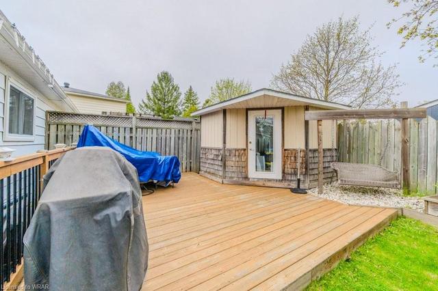 11 Eliot Pl, House semidetached with 5 bedrooms, 2 bathrooms and 4 parking in Guelph ON | Image 42