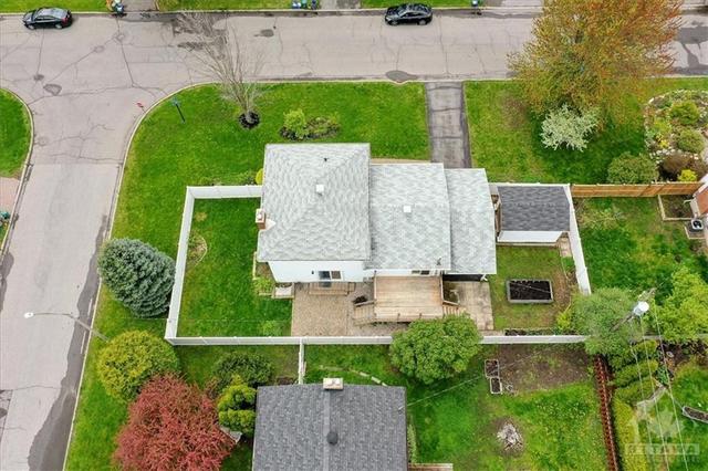 1535 Payette Dr, House detached with 4 bedrooms, 2 bathrooms and 3 parking in Ottawa ON | Image 28