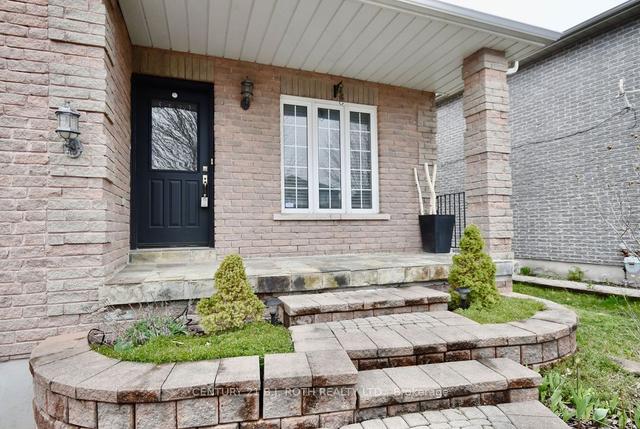 6 Joseph Cres, House detached with 3 bedrooms, 4 bathrooms and 8 parking in Barrie ON | Image 12