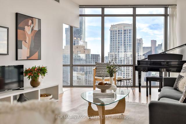 3410 - 832 Bay St, Condo with 3 bedrooms, 2 bathrooms and 1 parking in Toronto ON | Image 39