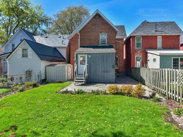147 Pearl St W, House detached with 3 bedrooms, 3 bathrooms and 2 parking in Brockville ON | Image 25