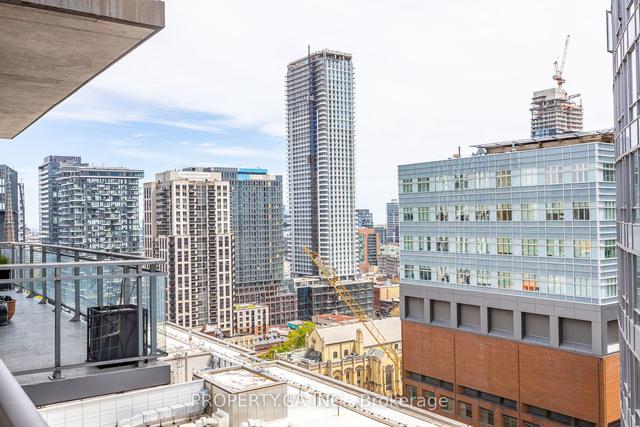 PH2104 - 220 Victoria St, Condo with 2 bedrooms, 2 bathrooms and 0 parking in Toronto ON | Image 24