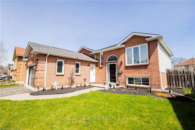 12 Christie Ln, House detached with 3 bedrooms, 2 bathrooms and 3 parking in Brantford ON | Image 12