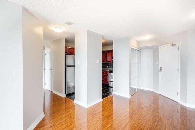1002 - 25 Trailwood Dr, Condo with 2 bedrooms, 2 bathrooms and 1 parking in Mississauga ON | Image 26
