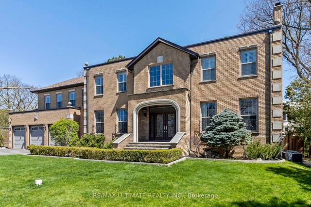 1 Versailles Ct, House detached with 4 bedrooms, 7 bathrooms and 12 parking in Toronto ON | Image 1