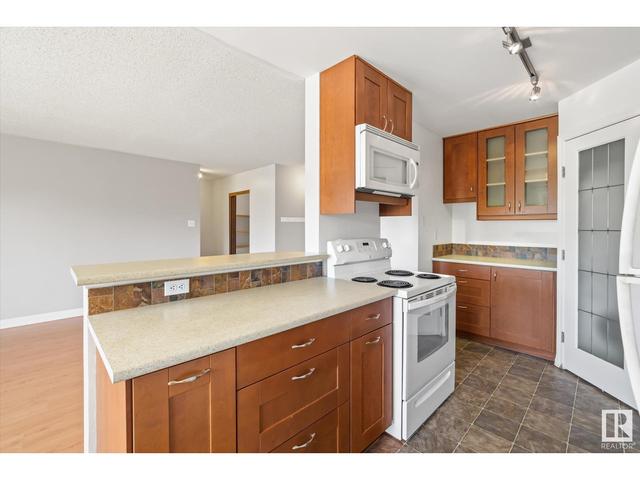 307 - 8125 110 St Nw, Condo with 2 bedrooms, 1 bathrooms and null parking in Edmonton AB | Image 12
