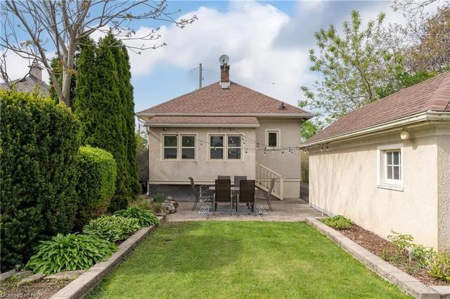 14 Norwood St, House detached with 2 bedrooms, 1 bathrooms and 4 parking in St. Catharines ON | Image 22