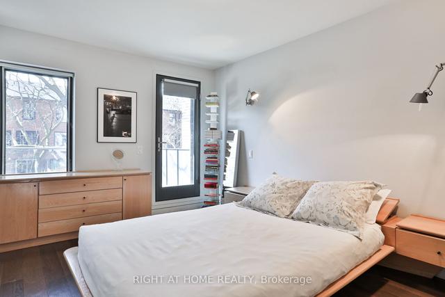 50 Beverley St, House attached with 3 bedrooms, 3 bathrooms and 1 parking in Toronto ON | Image 22