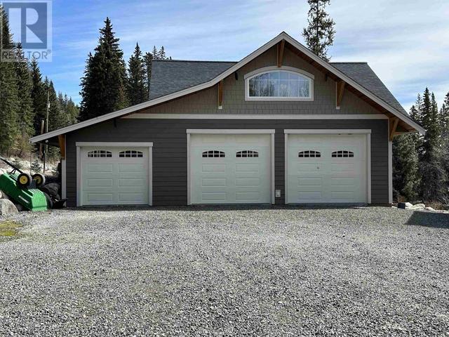 5756 Timothy Lake Road, House detached with 3 bedrooms, 2 bathrooms and null parking in Cariboo G BC | Image 8