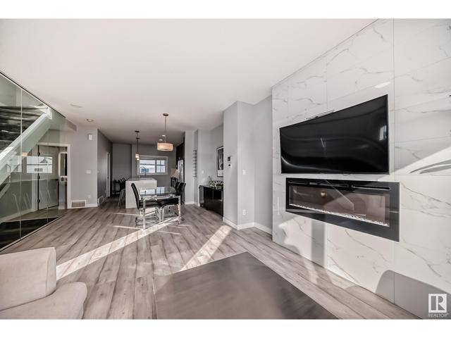 1121 Keswick Dr Sw Sw, House attached with 2 bedrooms, 2 bathrooms and null parking in Edmonton AB | Image 11