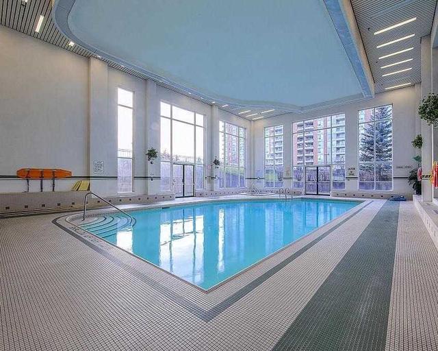 1205 - 400 Mclevin Ave, Condo with 1 bedrooms, 1 bathrooms and 1 parking in Toronto ON | Image 10