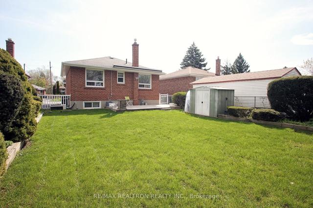 94 Dewey Dr, House detached with 3 bedrooms, 2 bathrooms and 5 parking in Toronto ON | Image 24