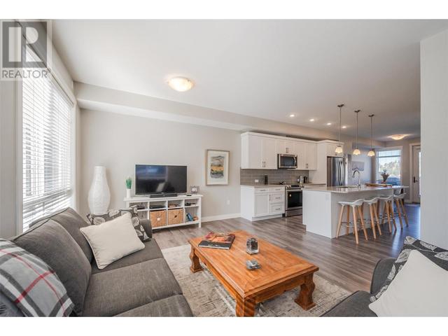 132 - 1115 Holden Rd, House attached with 3 bedrooms, 2 bathrooms and 4 parking in Penticton BC | Image 10