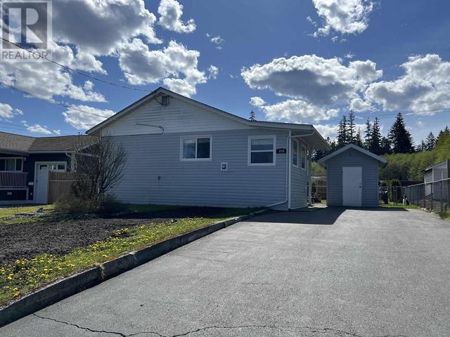 108 Omenica St, House detached with 3 bedrooms, 1 bathrooms and null parking in Kitimat BC | Image 1
