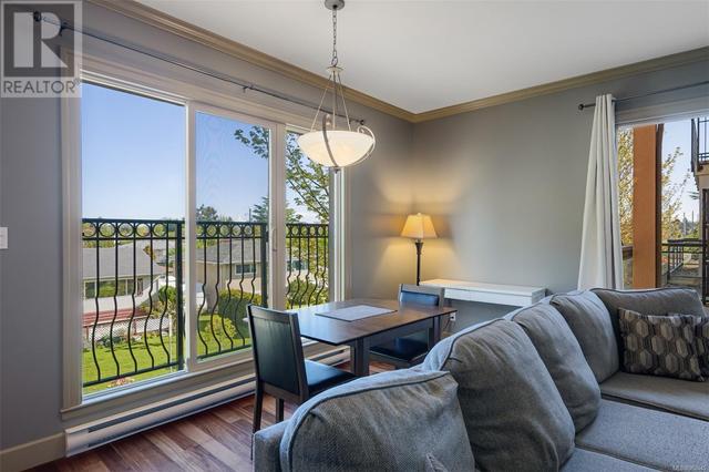 216 - 1642 Mckenzie Ave, Condo with 2 bedrooms, 2 bathrooms and 1 parking in Saanich BC | Image 16