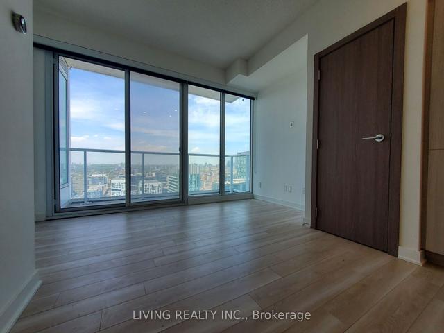 4005 - 19 Bathurst St, Condo with 1 bedrooms, 1 bathrooms and 0 parking in Toronto ON | Image 5