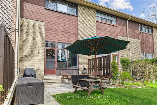 11 - 341 Military Trail, Townhouse with 3 bedrooms, 2 bathrooms and 2 parking in Toronto ON | Image 30