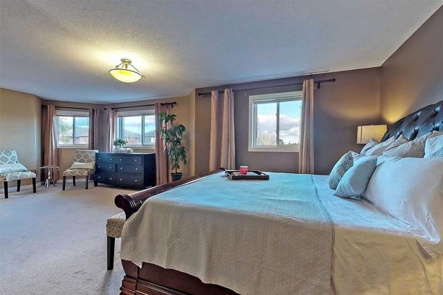 57 Knupp Rd, House detached with 4 bedrooms, 3 bathrooms and 4 parking in Barrie ON | Image 14