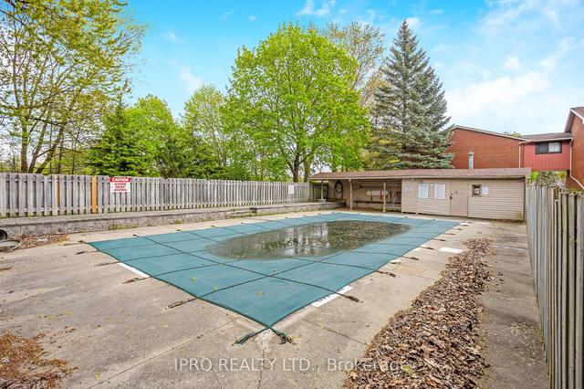 128 - 49 Rhonda Rd, Townhouse with 3 bedrooms, 2 bathrooms and 1 parking in Guelph ON | Image 18