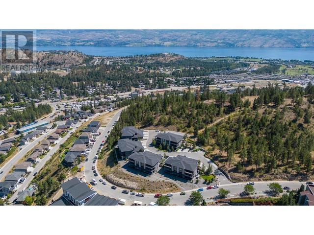 24 - 2161 Upper Sundance Dr, House attached with 3 bedrooms, 2 bathrooms and 2 parking in West Kelowna BC | Image 54