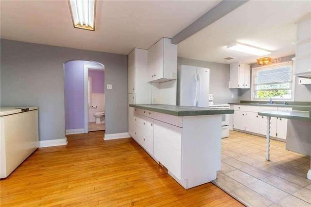 6113 Virginia St, House detached with 2 bedrooms, 2 bathrooms and 8 parking in Niagara Falls ON | Image 26