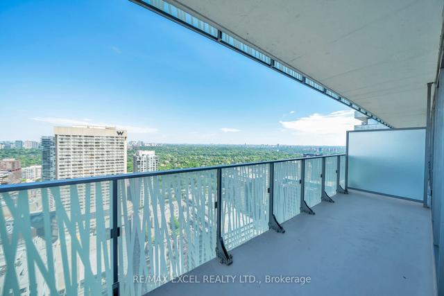 3706 - 42 Charles St E, Condo with 2 bedrooms, 1 bathrooms and 0 parking in Toronto ON | Image 17