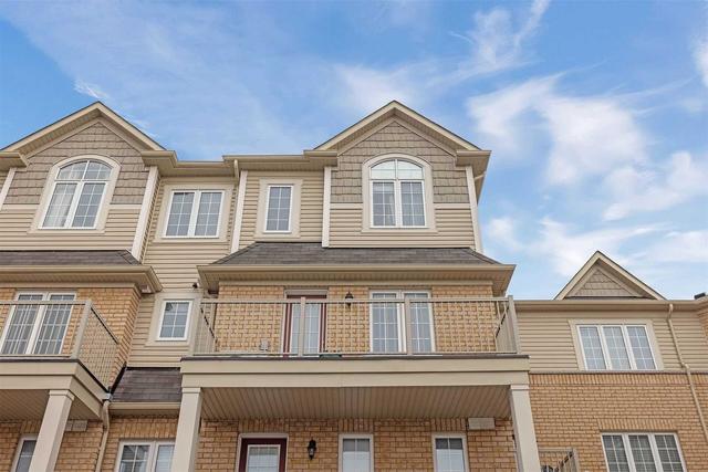 192 Kingston Rd W, Townhouse with 2 bedrooms, 2 bathrooms and 1 parking in Ajax ON | Image 1