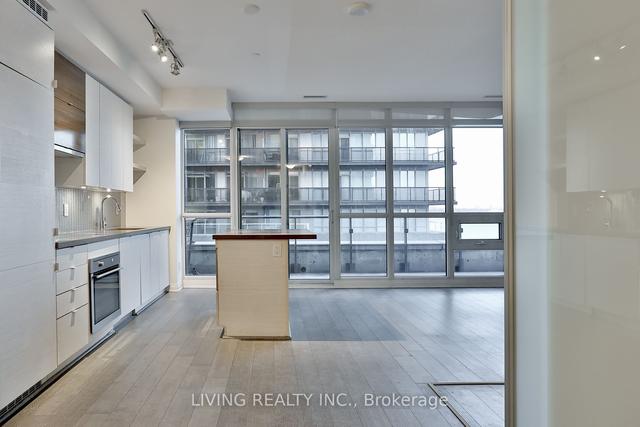 702 - 59 Annie Craig Dr, Condo with 2 bedrooms, 2 bathrooms and 1 parking in Toronto ON | Image 17