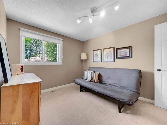 9 Black Locust Way, House detached with 4 bedrooms, 2 bathrooms and 4 parking in Brantford ON | Image 17