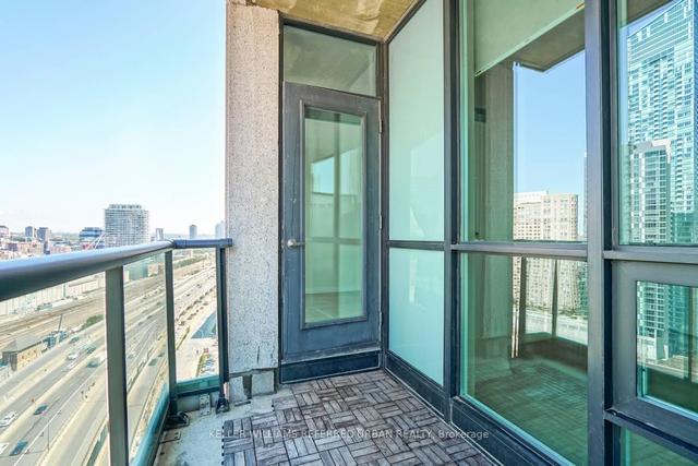 2404 - 16 Yonge St, Condo with 1 bedrooms, 1 bathrooms and 0 parking in Toronto ON | Image 20