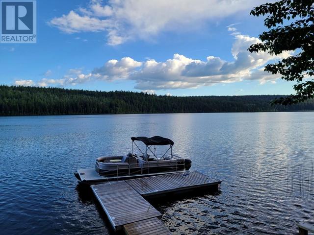 5756 Timothy Lake Road, House detached with 3 bedrooms, 2 bathrooms and null parking in Cariboo G BC | Image 6