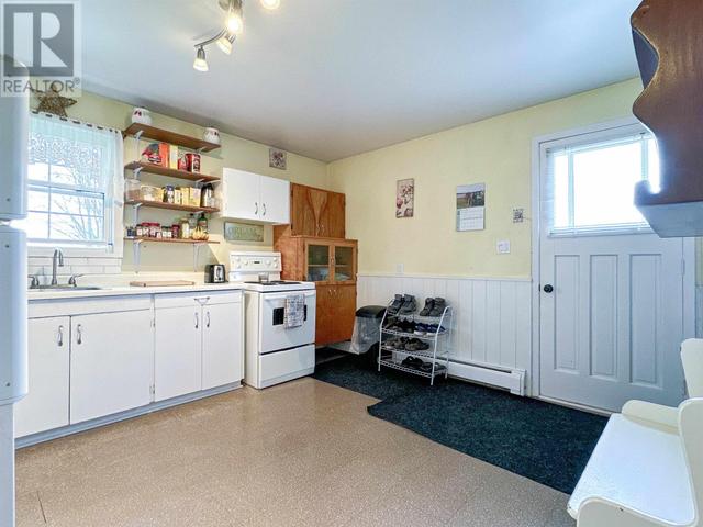 33 Bonavista Dr, House detached with 3 bedrooms, 1 bathrooms and null parking in Cornwall PE | Image 16