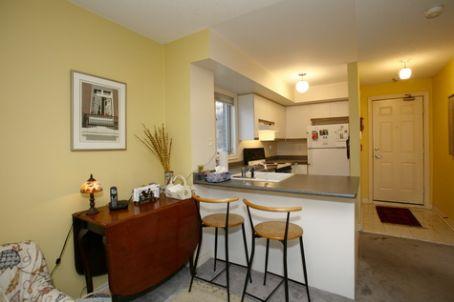 TH-37 - 217 St George St, Townhouse with 1 bedrooms, 1 bathrooms and null parking in Toronto ON | Image 3