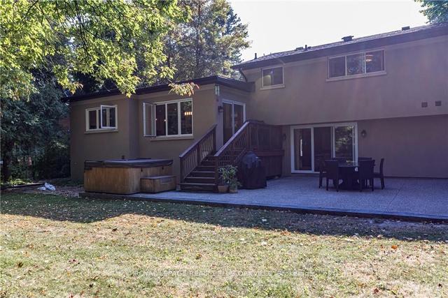 165 Walby Dr, House detached with 3 bedrooms, 4 bathrooms and 6 parking in Oakville ON | Image 28