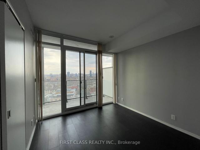 1402 - 125 Peter St, Condo with 2 bedrooms, 2 bathrooms and 1 parking in Toronto ON | Image 15