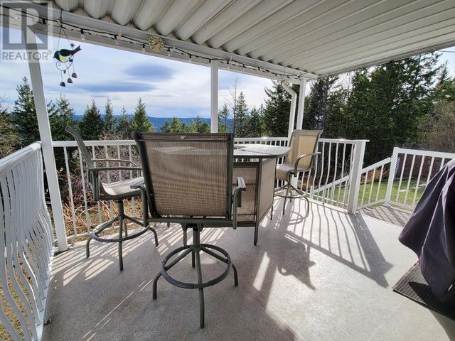 1995 - 168 Mile Rd, House other with 3 bedrooms, 3 bathrooms and null parking in Cariboo D BC | Image 11